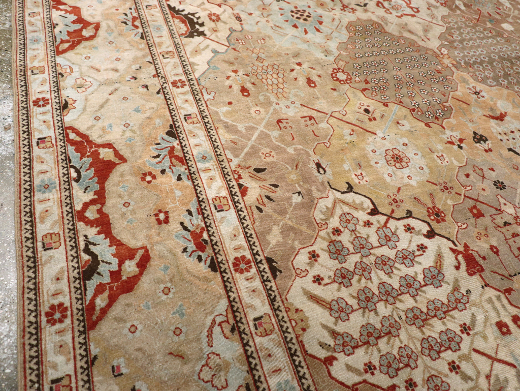 Antique Persian Tabriz Carpet, No.23284 - Gsblank