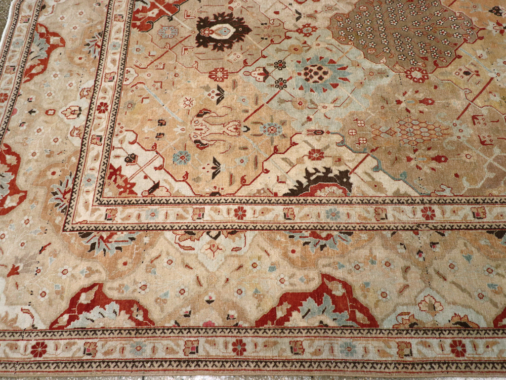 Antique Persian Tabriz Carpet, No.23284 - Gsblank