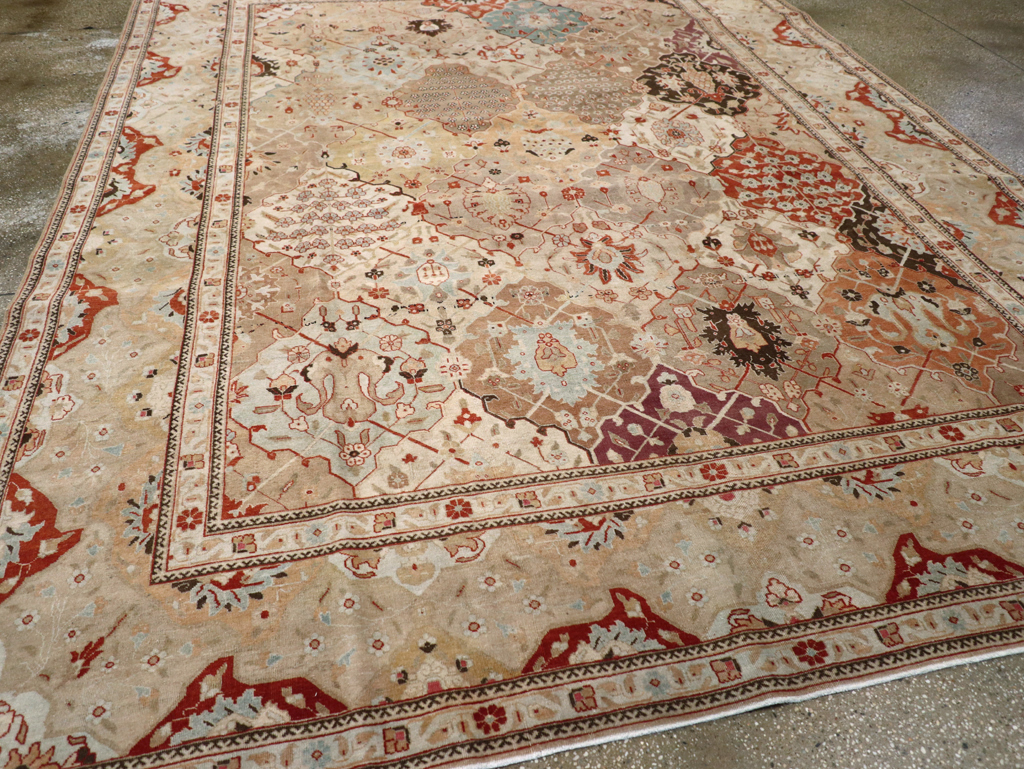Antique Persian Tabriz Carpet, No.23284 - Gsblank