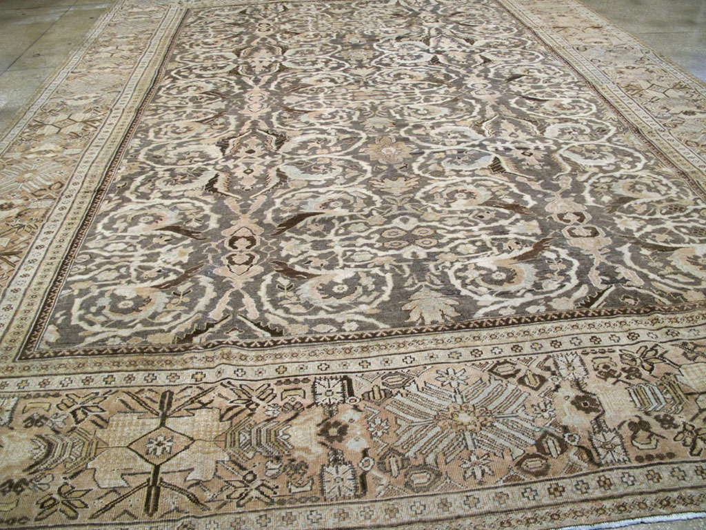 Antique Persian Sultanabad Carpet, No.23293 - Gsblank