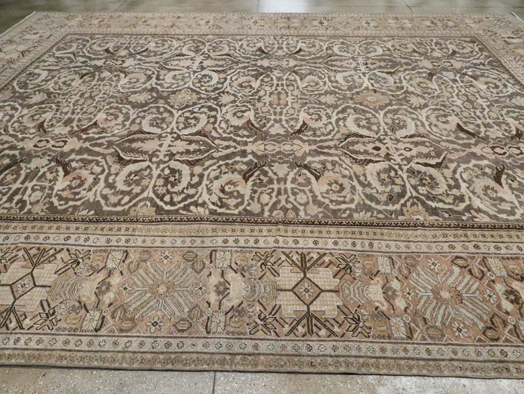 Antique Persian Sultanabad Carpet, No.23293 - Gsblank