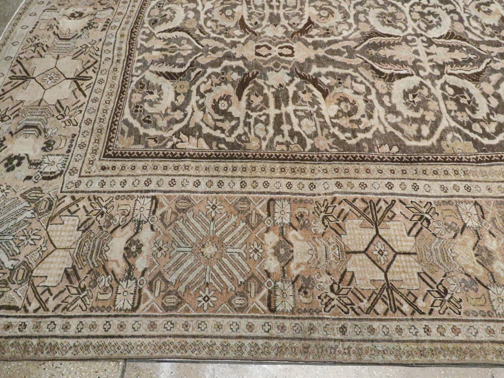 Antique Persian Sultanabad Carpet, No.23293 - Gsblank