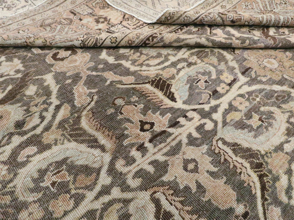 Antique Persian Sultanabad Carpet, No.23293 - Gsblank