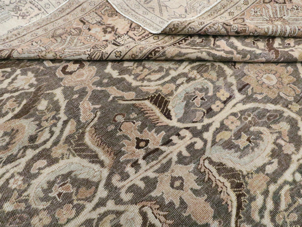 Antique Persian Sultanabad Carpet, No.23293 - Gsblank