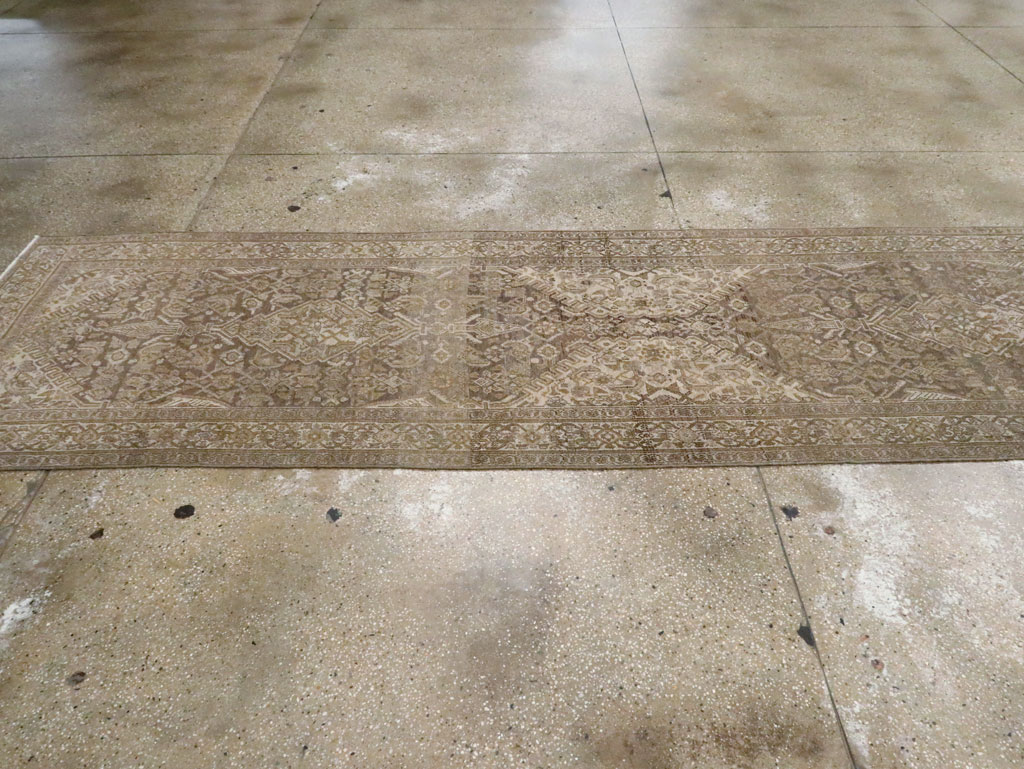 Antique Persian Bibikabad Runner, No.23310 - Gsblank