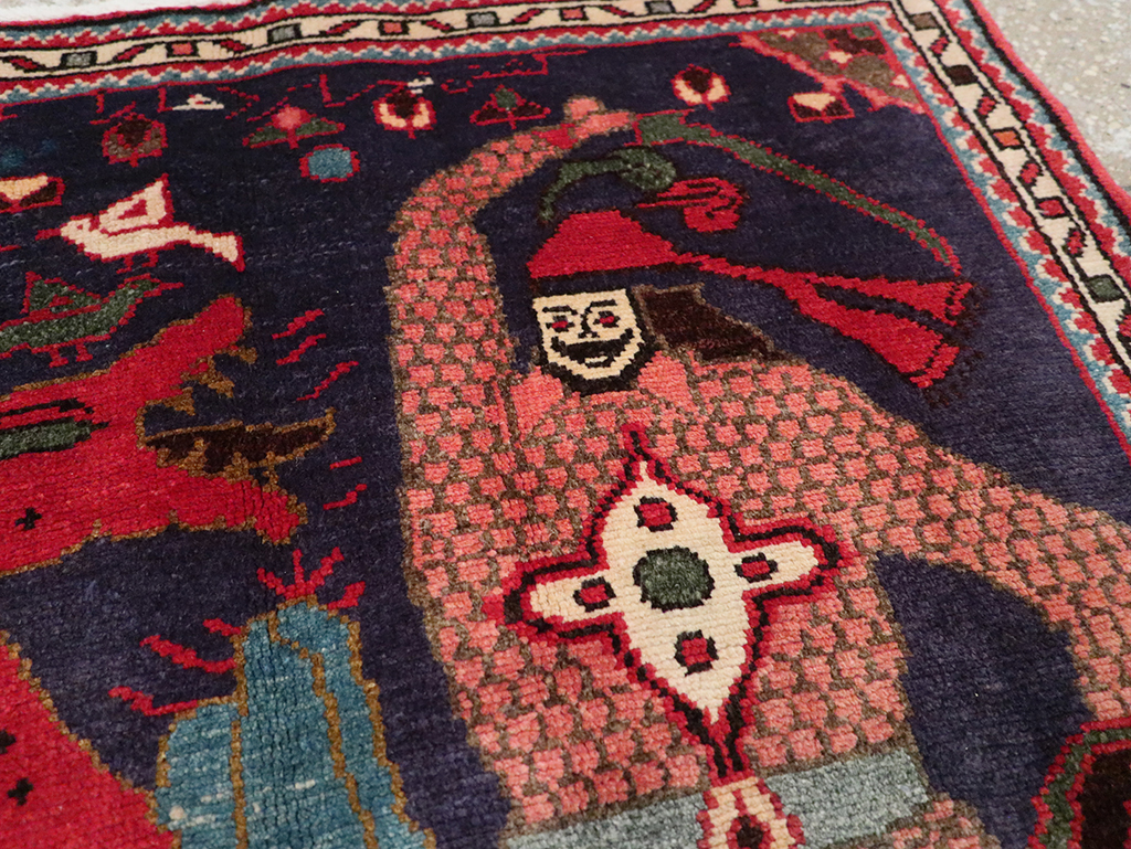 Vintage Persian Tabriz Pictorial Rug, No.23316 - Gsblank