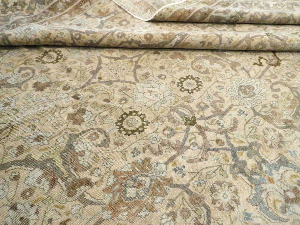 Antique Persian Tabriz Carpet, No.23353 - Gsblank