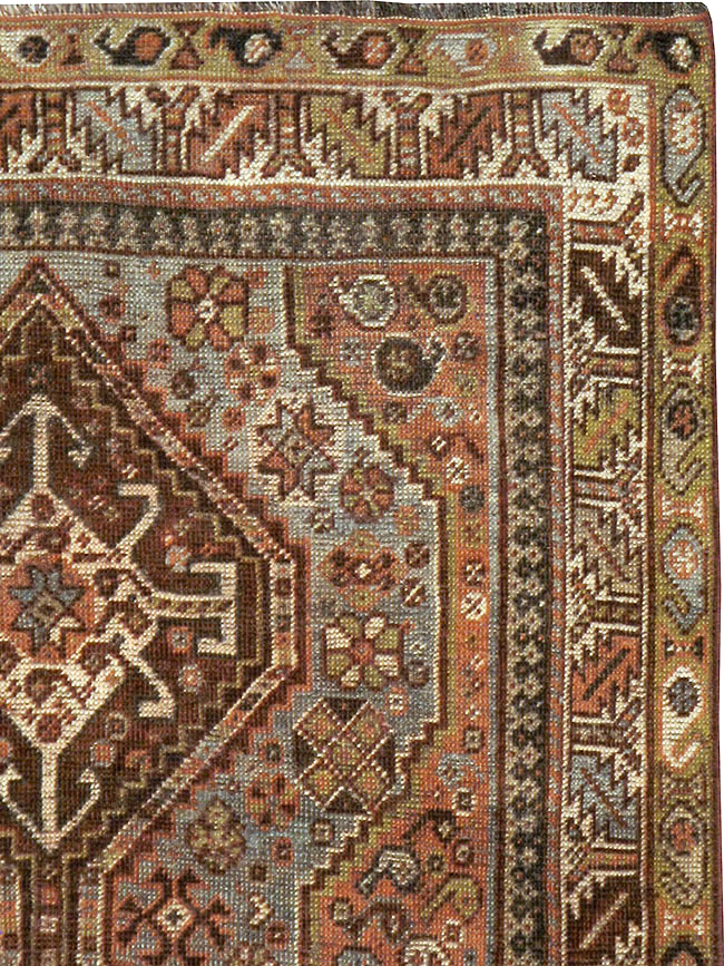 vintage Persian Shiraz Rug, No.23356 - Gsblank