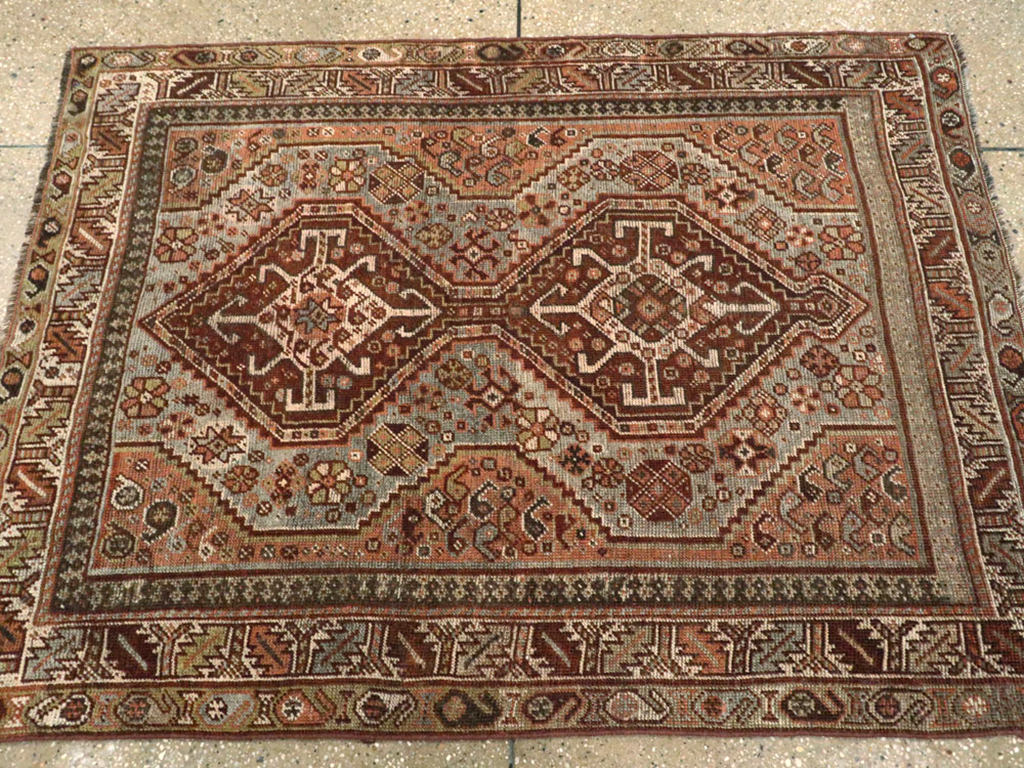 vintage Persian Shiraz Rug, No.23356 - Gsblank