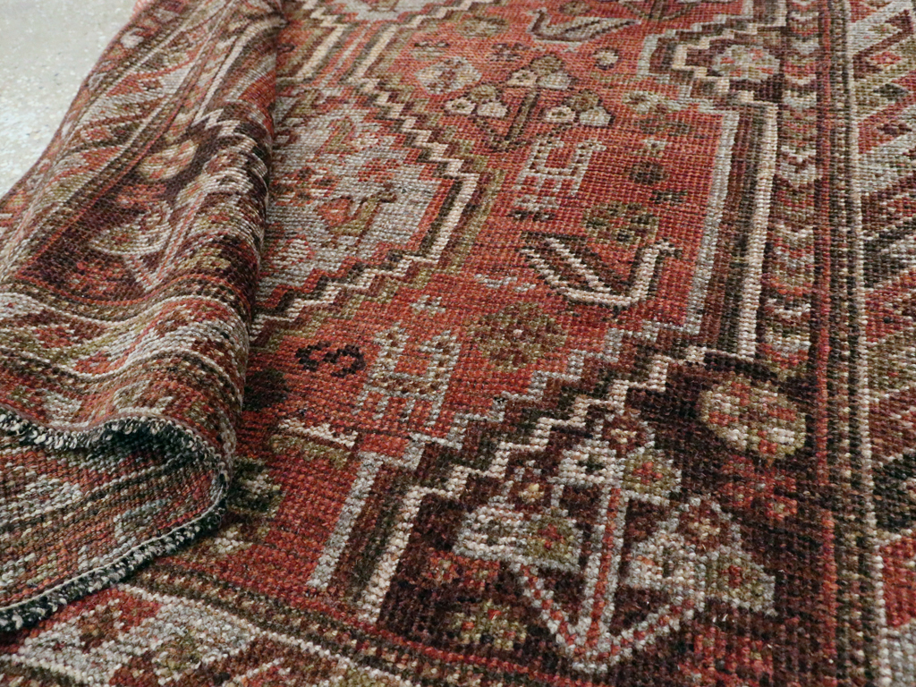 Vintage Persian Shiraz Rug, No.23357 - Gsblank