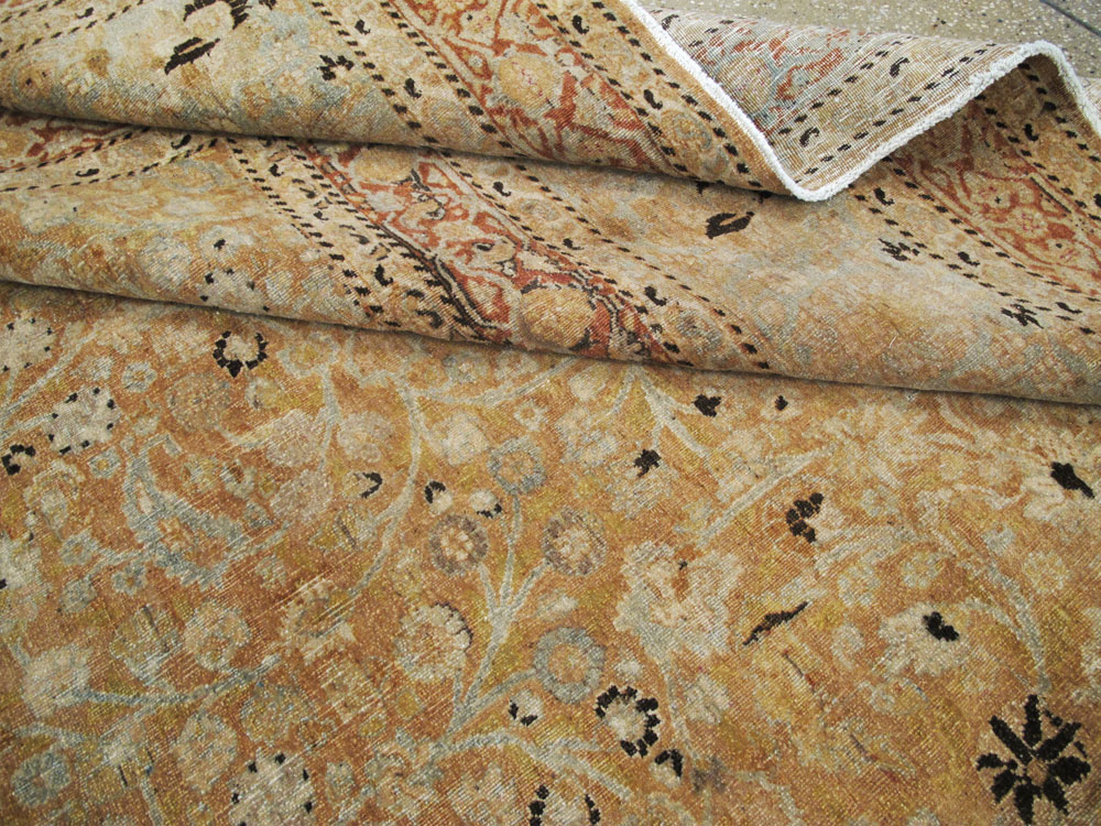 Antique Persian Mashad Carpet, No.23363 - Gsblank