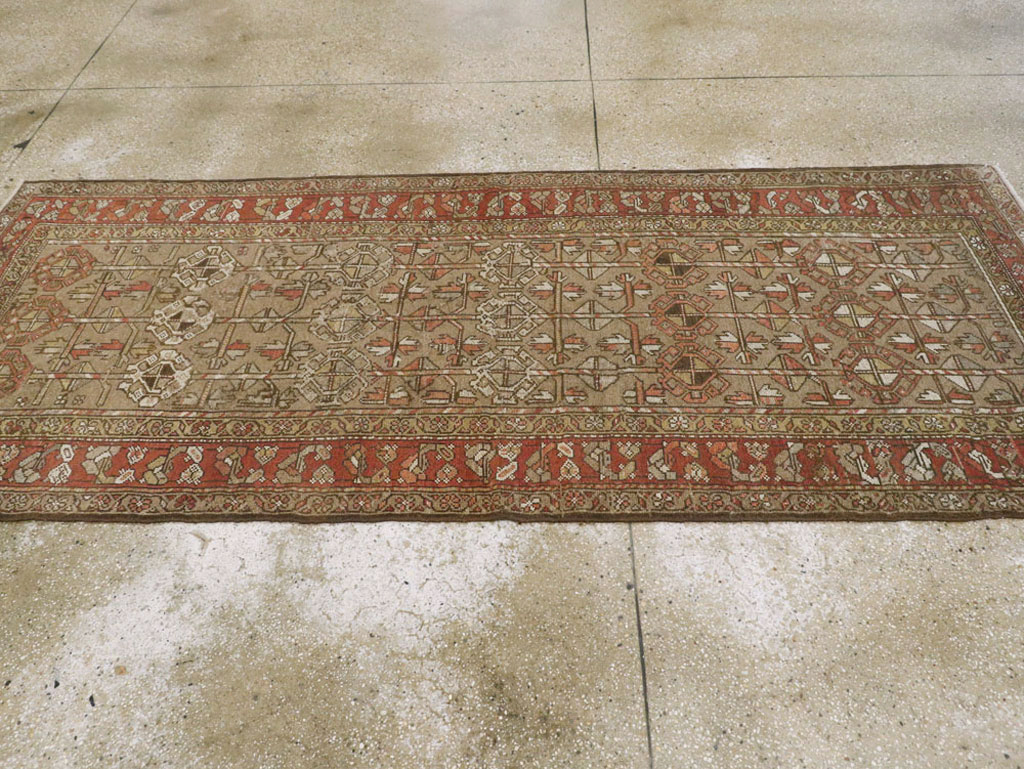 Vintage Persian Serab Gallery Carpet, No.23392 - Gsblank