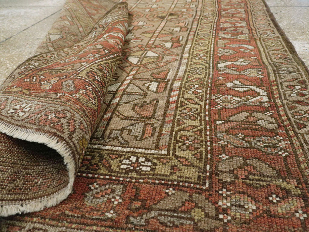Vintage Persian Serab Gallery Carpet, No.23392 - Gsblank