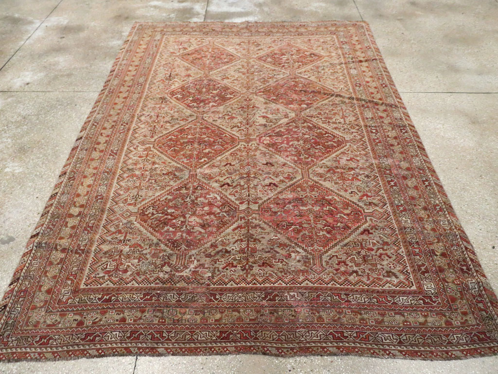 Antique Persian Shiraz Accent Carpet, No.23393 - Gsblank