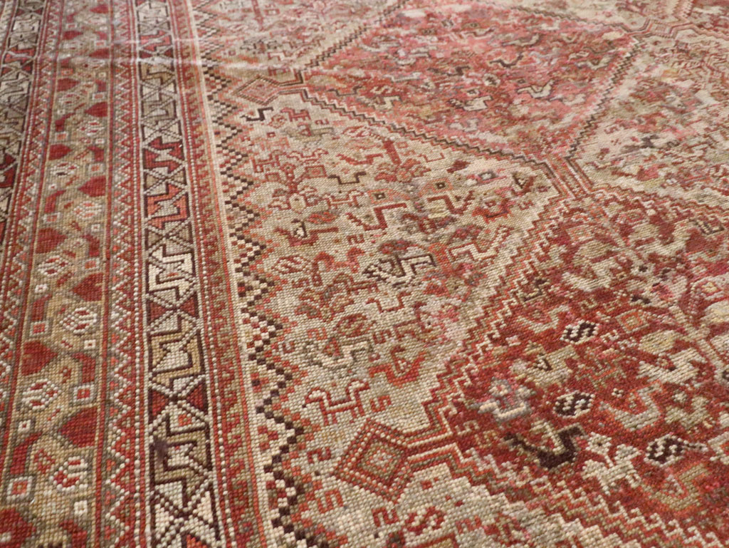 Antique Persian Shiraz Accent Carpet, No.23393 - Gsblank