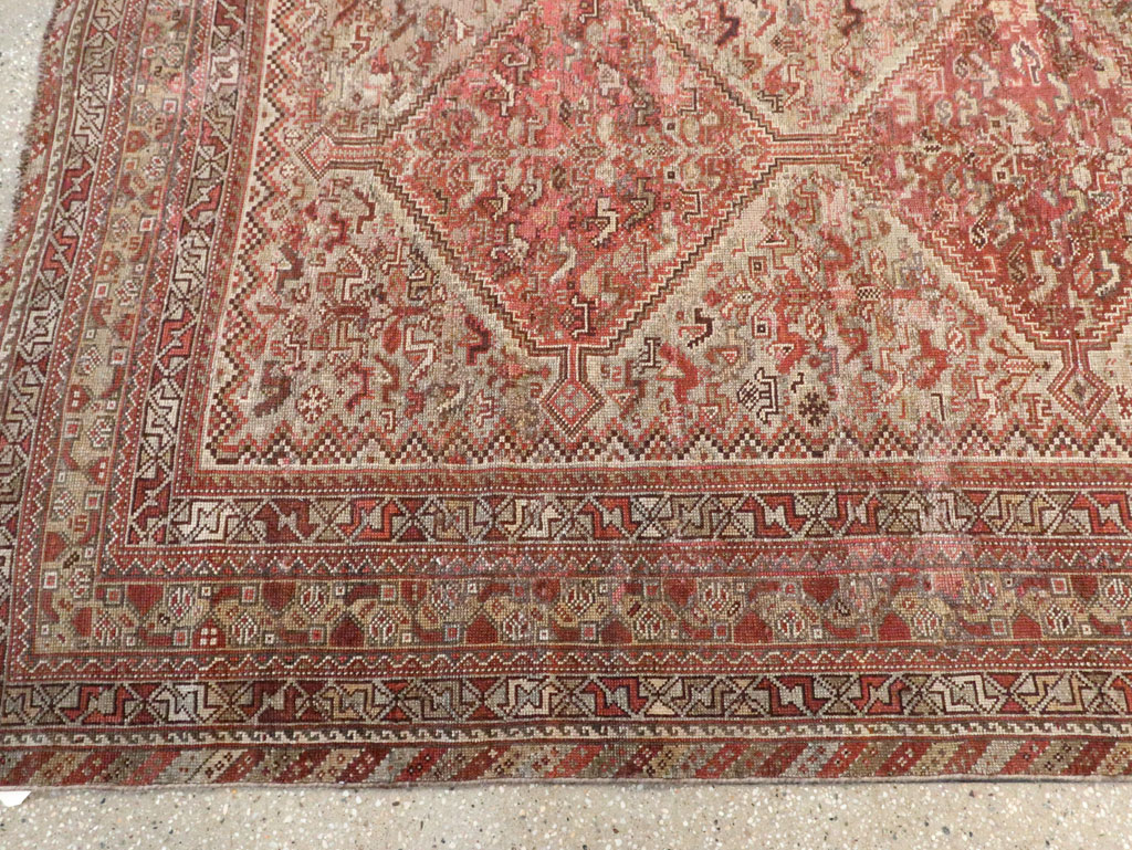Antique Persian Shiraz Accent Carpet, No.23393 - Gsblank