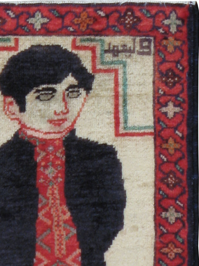 Vintage Persian Tabriz Pictorial Rug, No.23397 - Gsblank