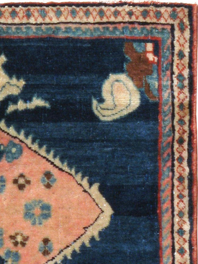 Antique Persian Tabriz Rug, No.23409 - Gsblank