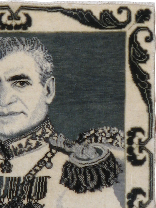 Vintage Persian Tabriz Pictorial Rug, No.23412 - Gsblank