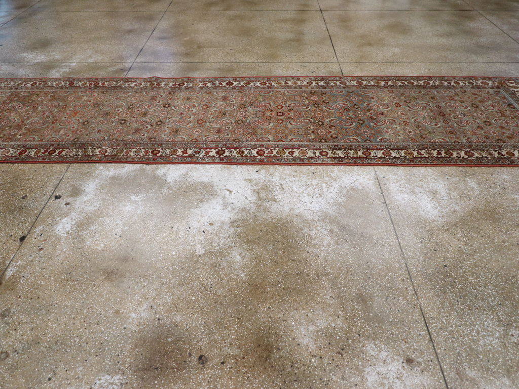 Vintage Persian Malayer Gallery Runner, No.23418 - Gsblank