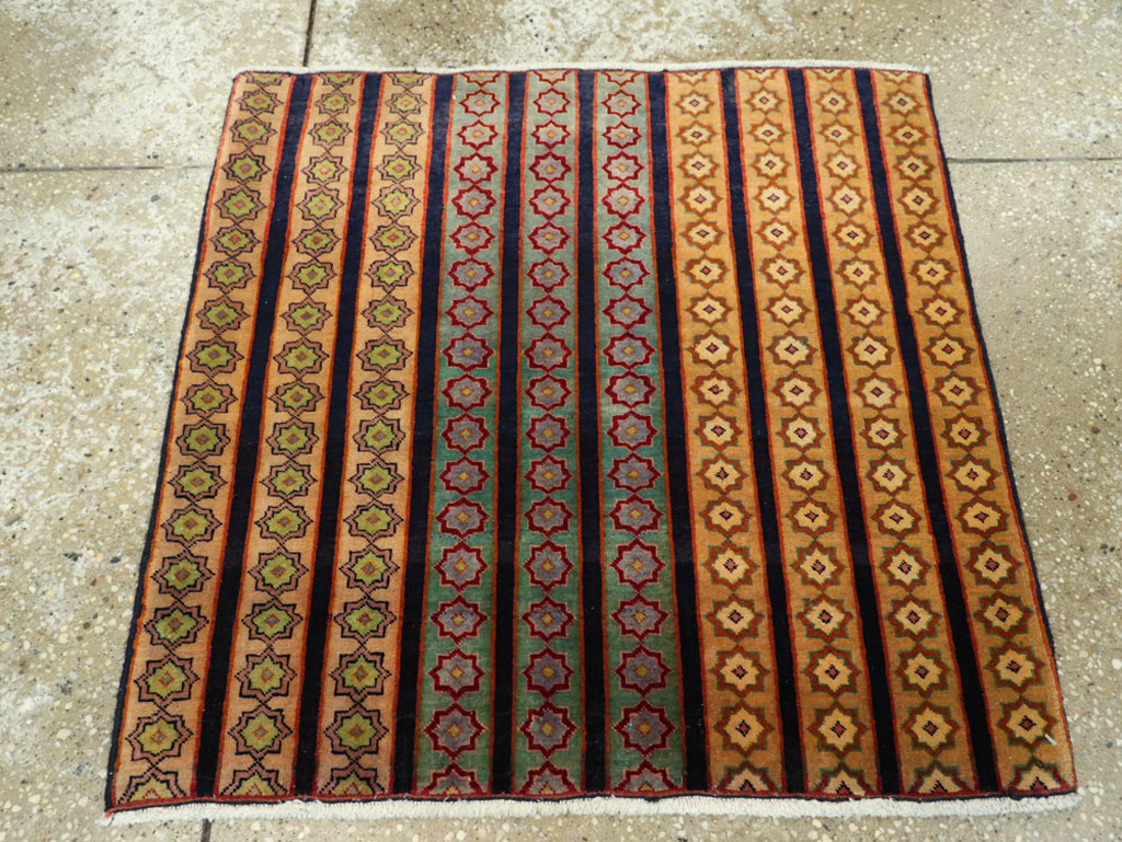 Vintage Persian Kashan Modernist Rug, No.23420 - Gsblank