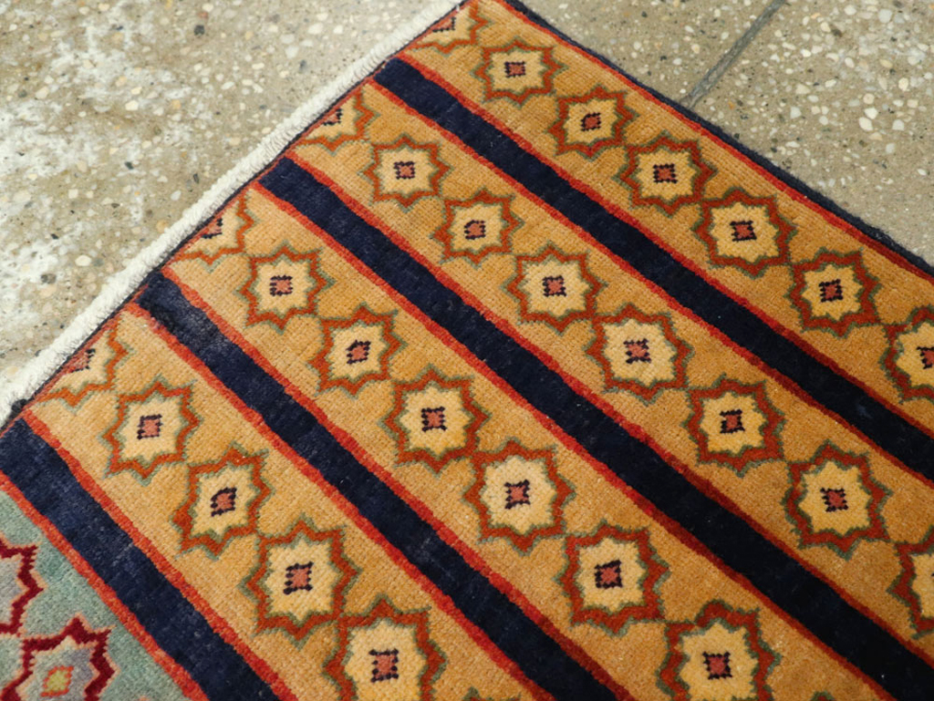 Vintage Persian Kashan Modernist Rug, No.23420 - Gsblank