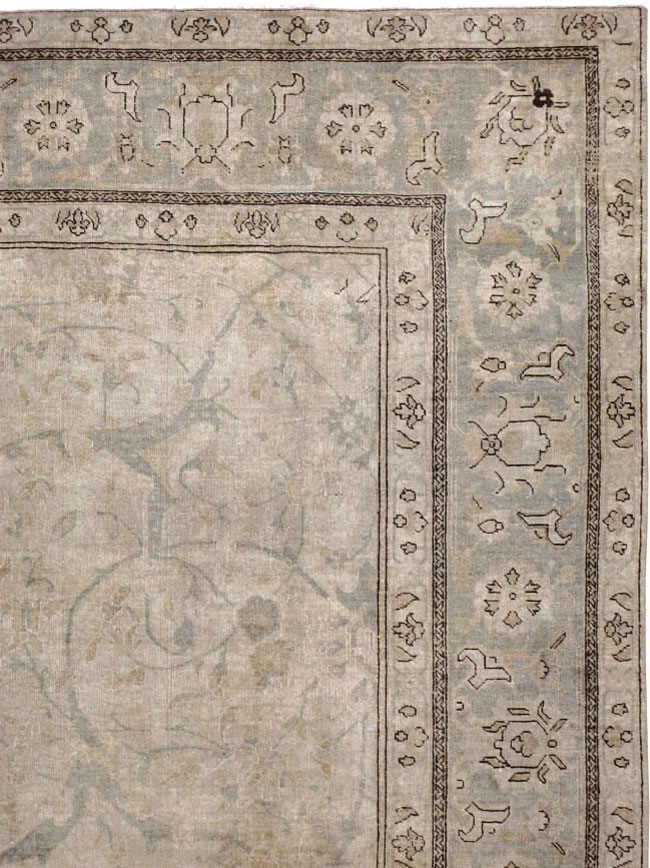 Antique Persian Tabriz Carpet, No.23422 - Gsblank
