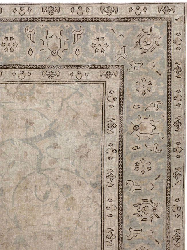 Antique Persian Tabriz Carpet, No.23422 - Gsblank