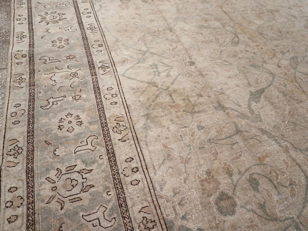 Antique Persian Tabriz Carpet, No.23422 - Gsblank