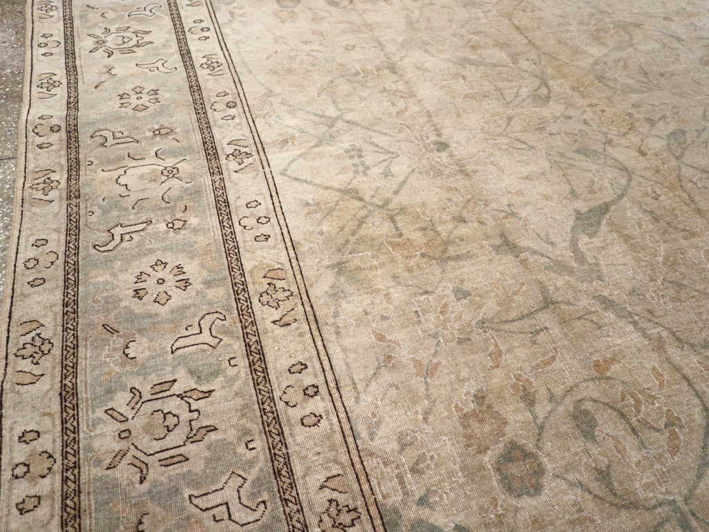 Antique Persian Tabriz Carpet, No.23422 - Gsblank