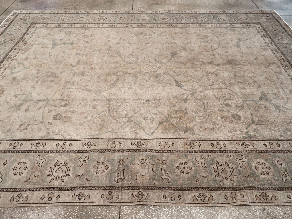 Antique Persian Tabriz Carpet, No.23422 - Gsblank