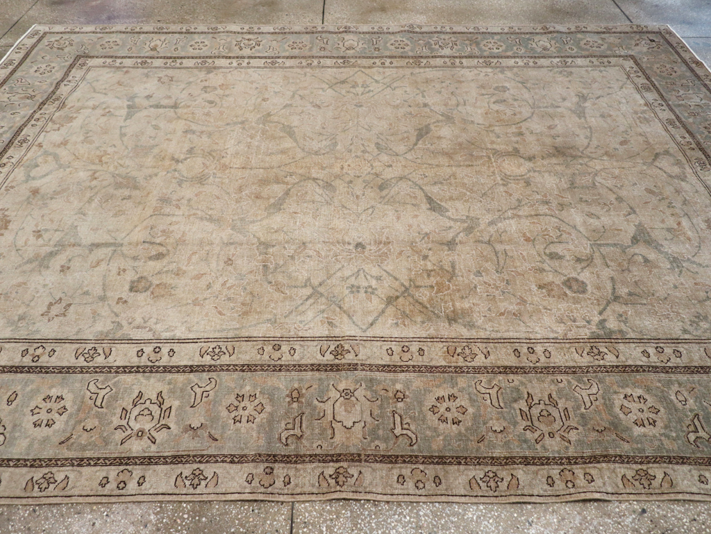 Antique Persian Tabriz Carpet, No.23422 - Gsblank