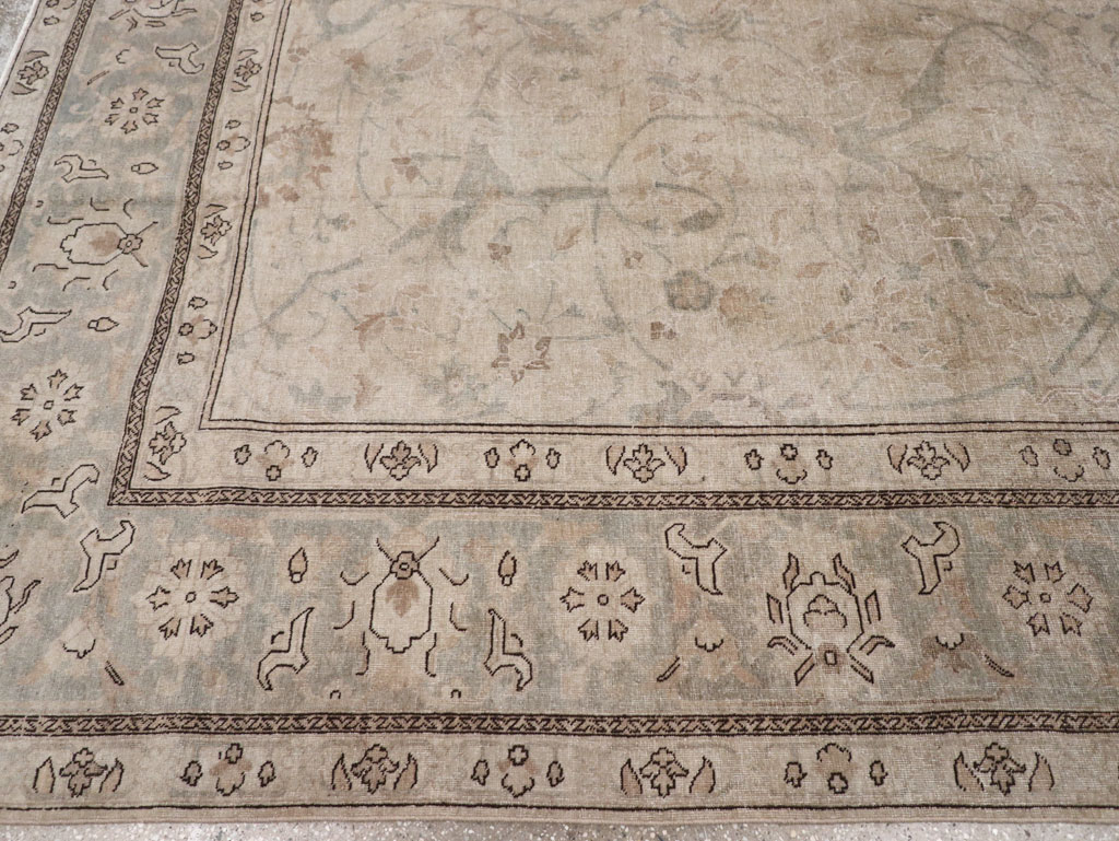 Antique Persian Tabriz Carpet, No.23422 - Gsblank