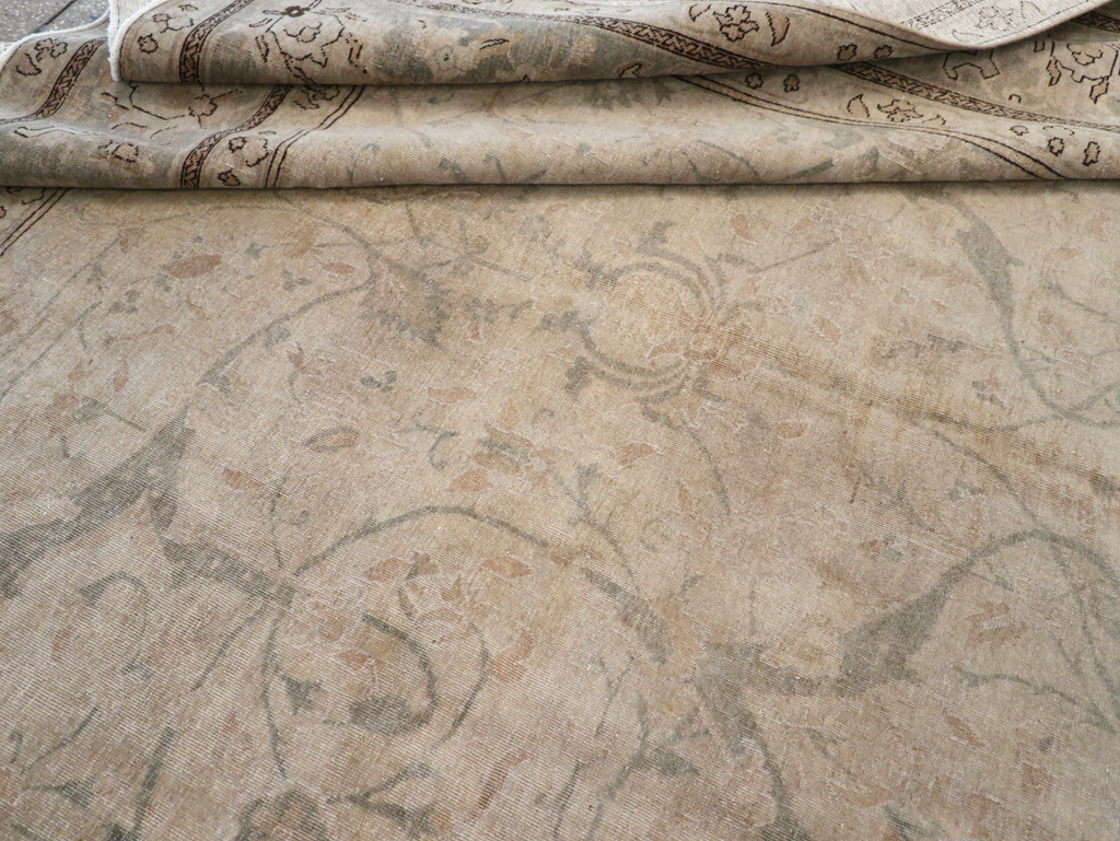 Antique Persian Tabriz Carpet, No.23422 - Gsblank