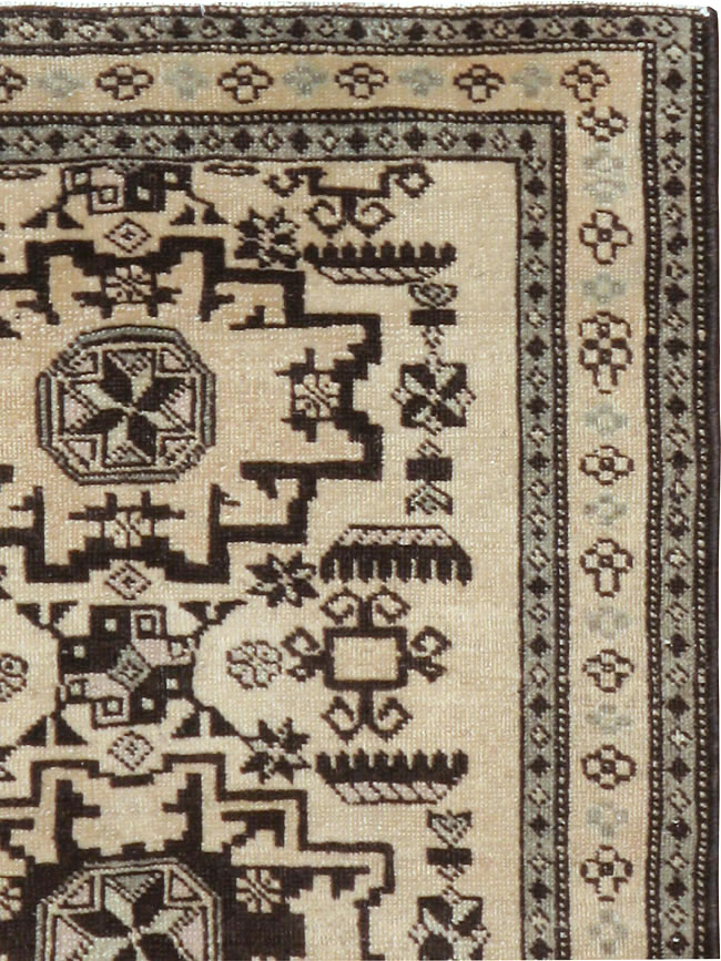 Vintage Persian Tabriz Rug (Pair: 1 of 2), No.23428 - Gsblank