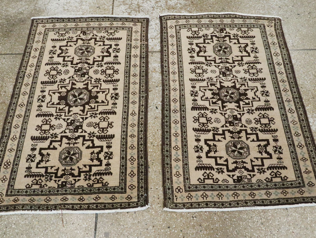Vintage Persian Tabriz Rug (Pair: 1 of 2), No.23428 - Gsblank