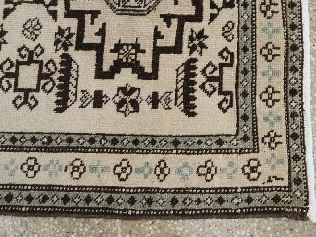 Vintage Persian Tabriz Rug (Pair: 2 of 2), No.23443 - Gsblank