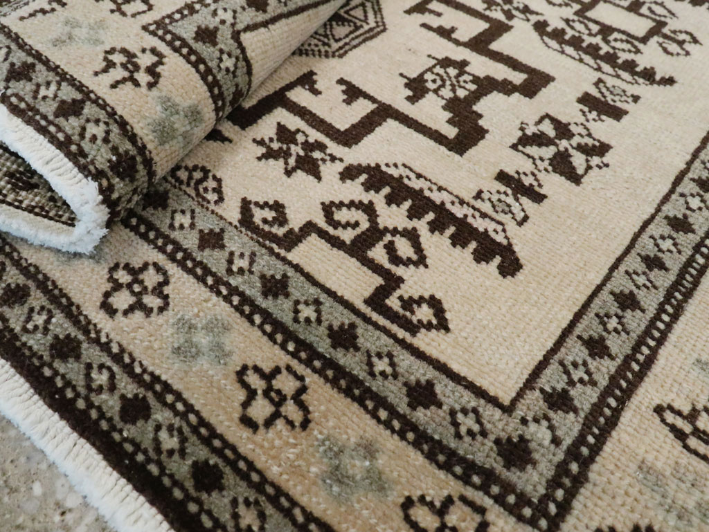 Vintage Persian Tabriz Rug (Pair: 2 of 2), No.23443 - Gsblank