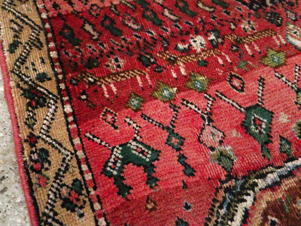 Vintage Persian Mahal Throw Rug, No.23445 - Gsblank