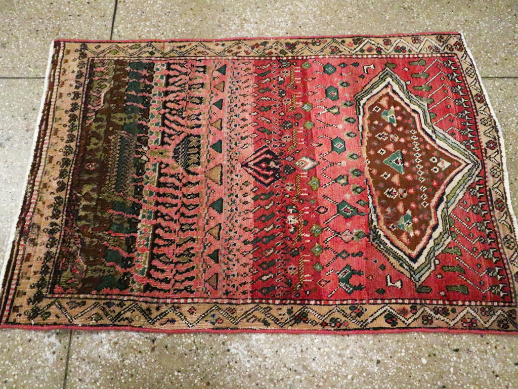Vintage Persian Mahal Throw Rug, No.23445 - Gsblank