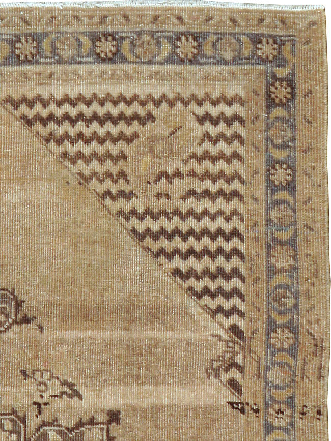 Antique Persian Tabriz Rug, No.23452 - Gsblank