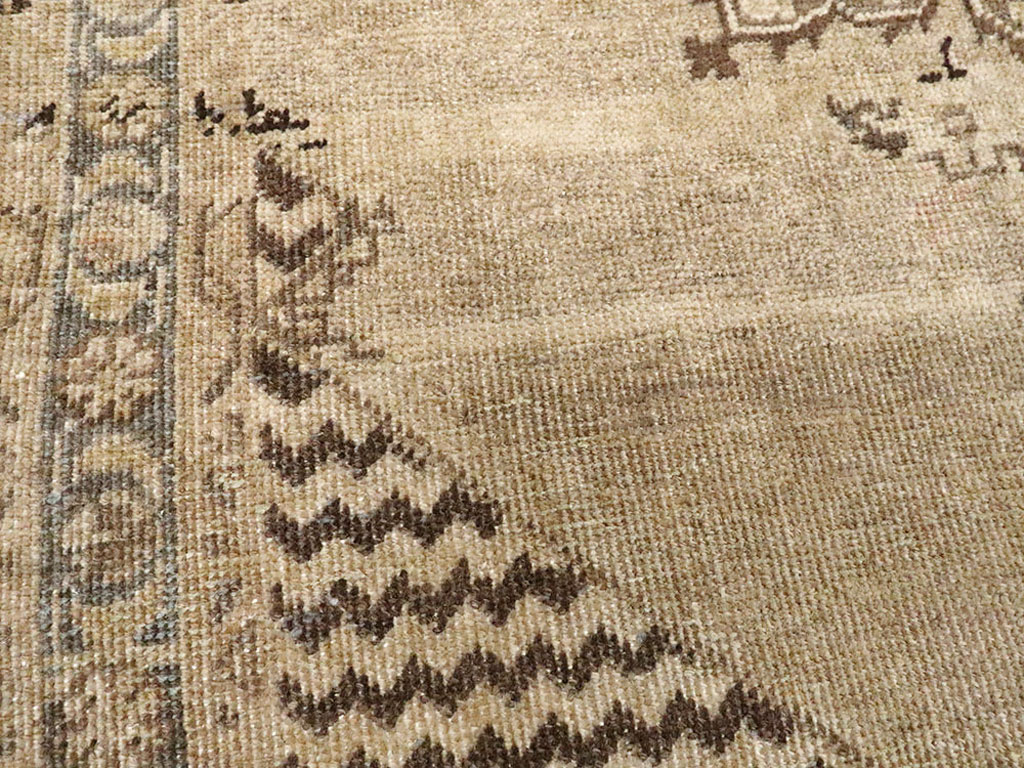 Antique Persian Tabriz Rug, No.23452 - Gsblank