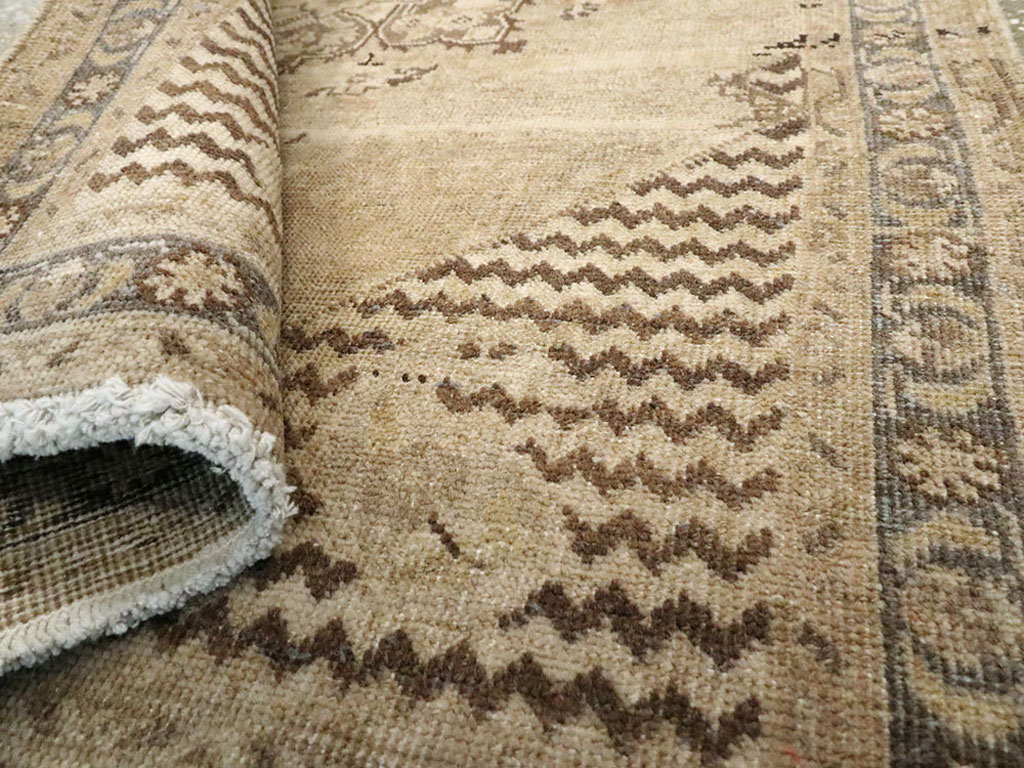 Antique Persian Tabriz Rug, No.23452 - Gsblank