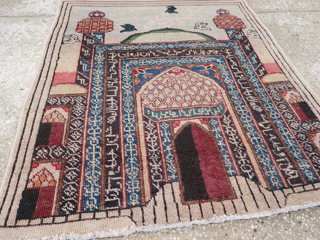 Vintage Persian Tabriz Pictorial Throw Rug, No.23455 - Gsblank