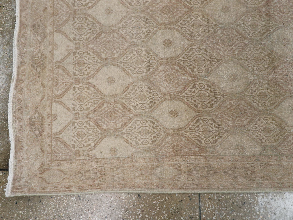 Vintage Persian Mashad Gallery Runner, No.23457 - Gsblank