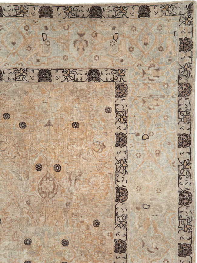 Antique Persian Tabriz Carpet, No.23467 - Gsblank