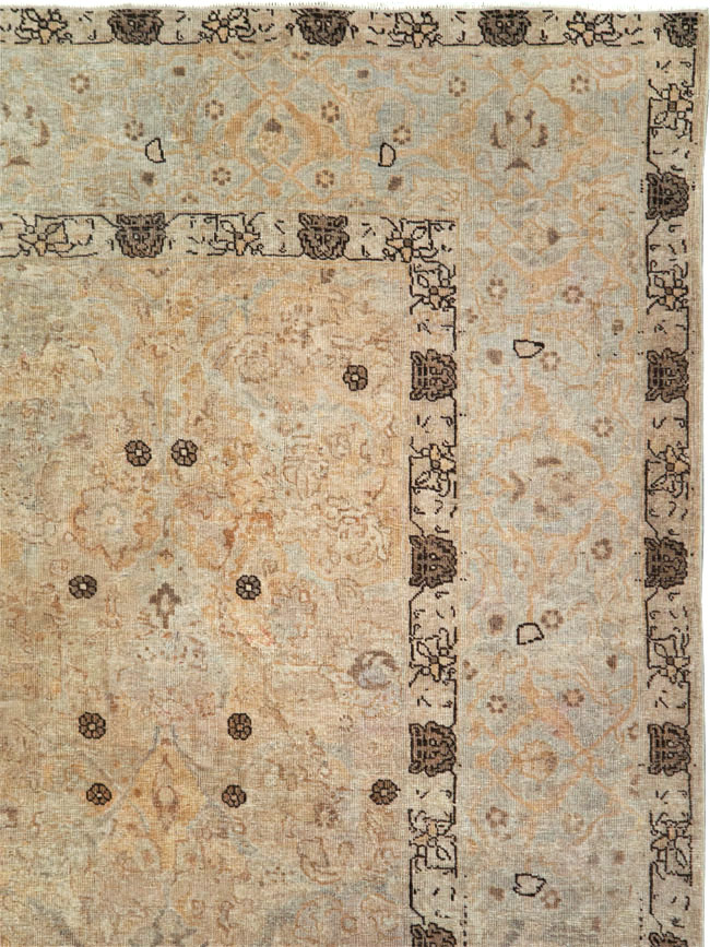 Antique Persian Tabriz Carpet, No.23467 - Gsblank
