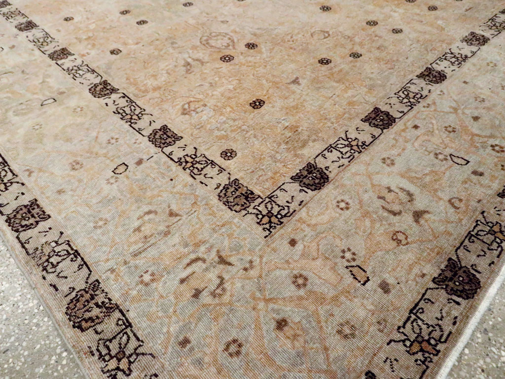 Antique Persian Tabriz Carpet, No.23467 - Gsblank