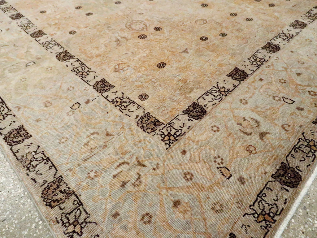 Antique Persian Tabriz Carpet, No.23467 - Gsblank