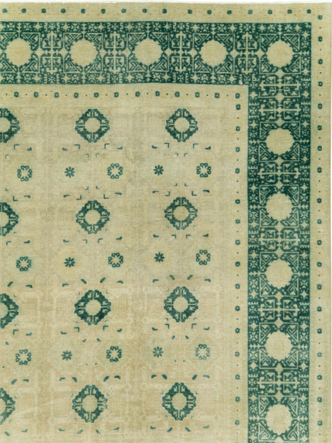 Vintage Persian Tabriz Carpet, No.23476 - Gsblank